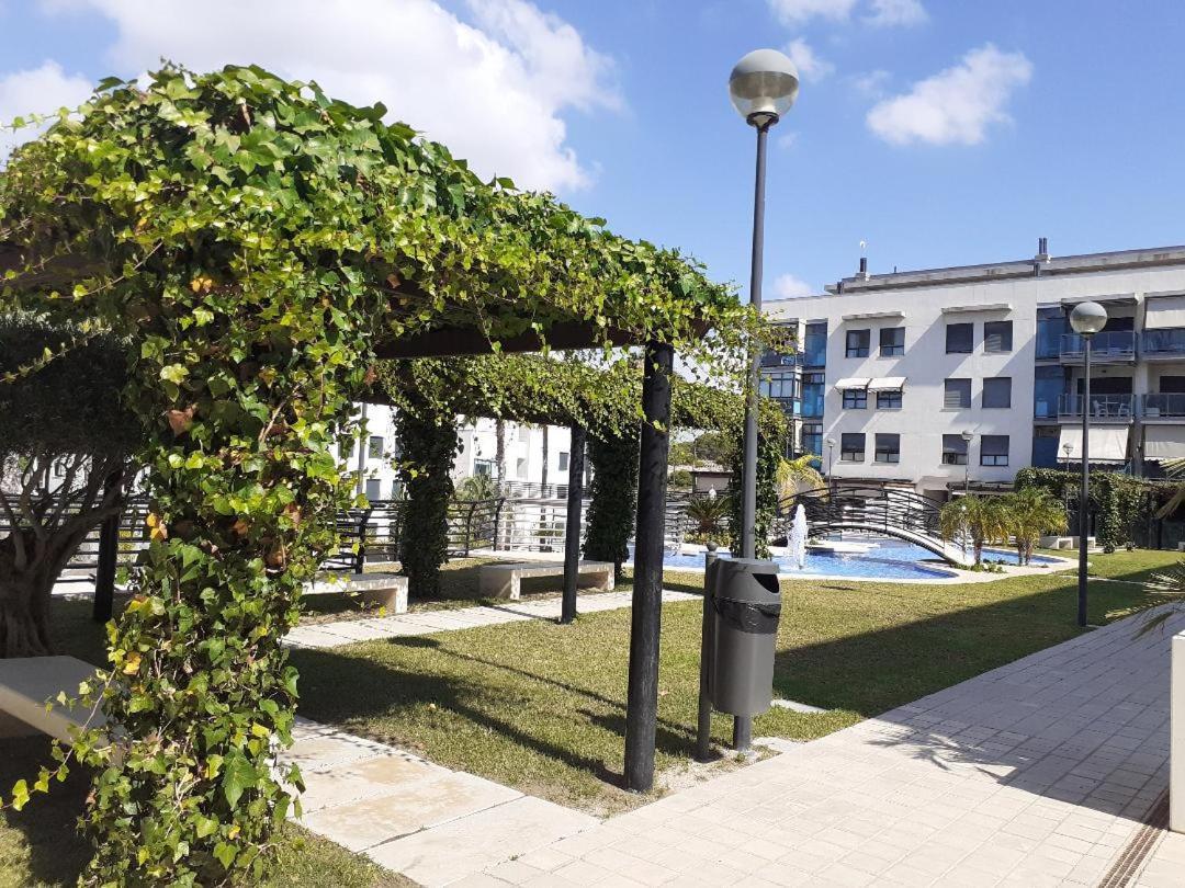 Bajo En Residencial La Bahia Apartment Санта Пола Екстериор снимка